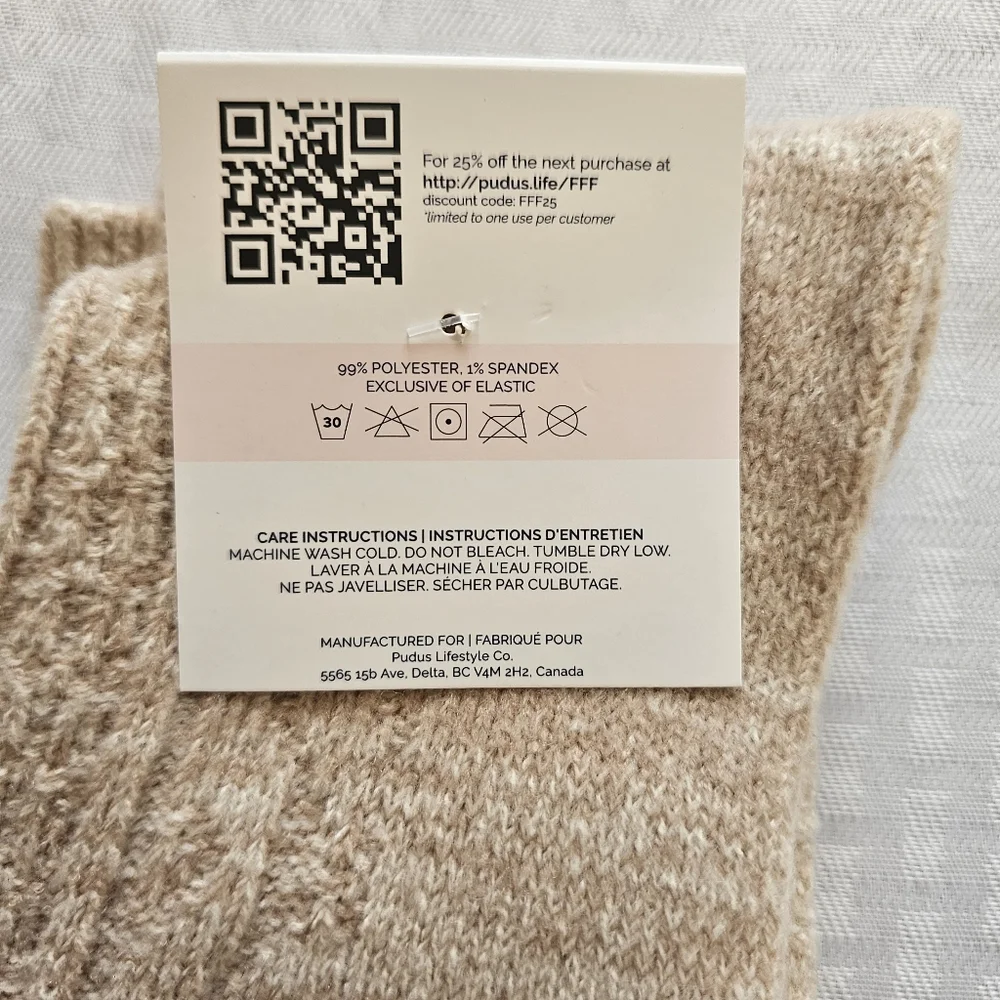 Pudus Lifestyle Co Beige Knit Sweater Socks Cozy Lounge 6–10‎ NWT